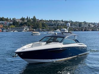 36' Cobalt 2020 Yacht For Sale